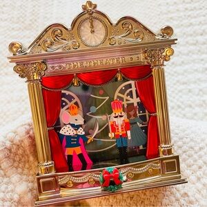 NEW BATH & BODY WORKS Nutcracker Light Up Projector Plug